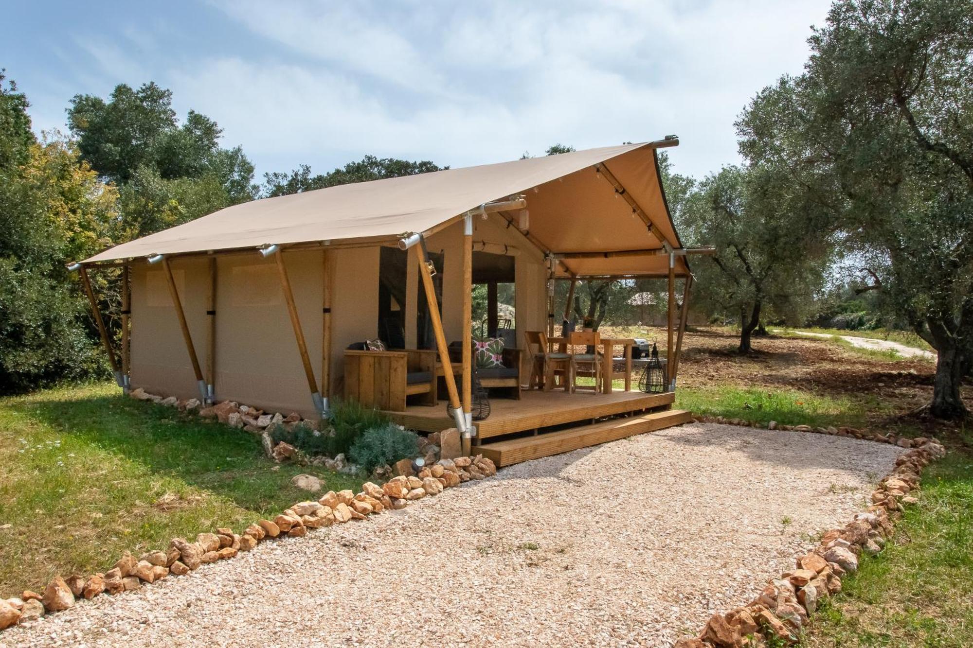 ホテル Domus Olea Glamping チェーリエ・メッサーピカ エクステリア 写真