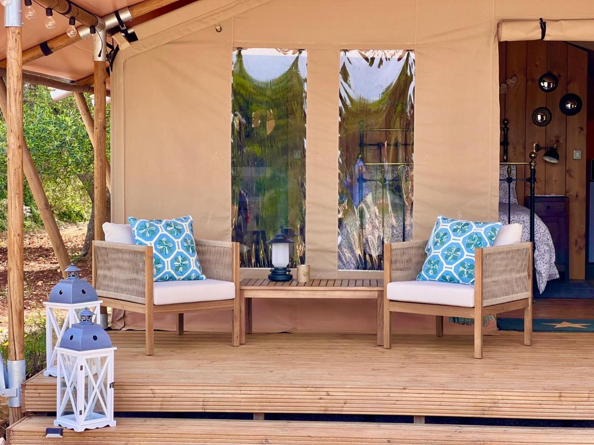 ホテル Domus Olea Glamping チェーリエ・メッサーピカ エクステリア 写真