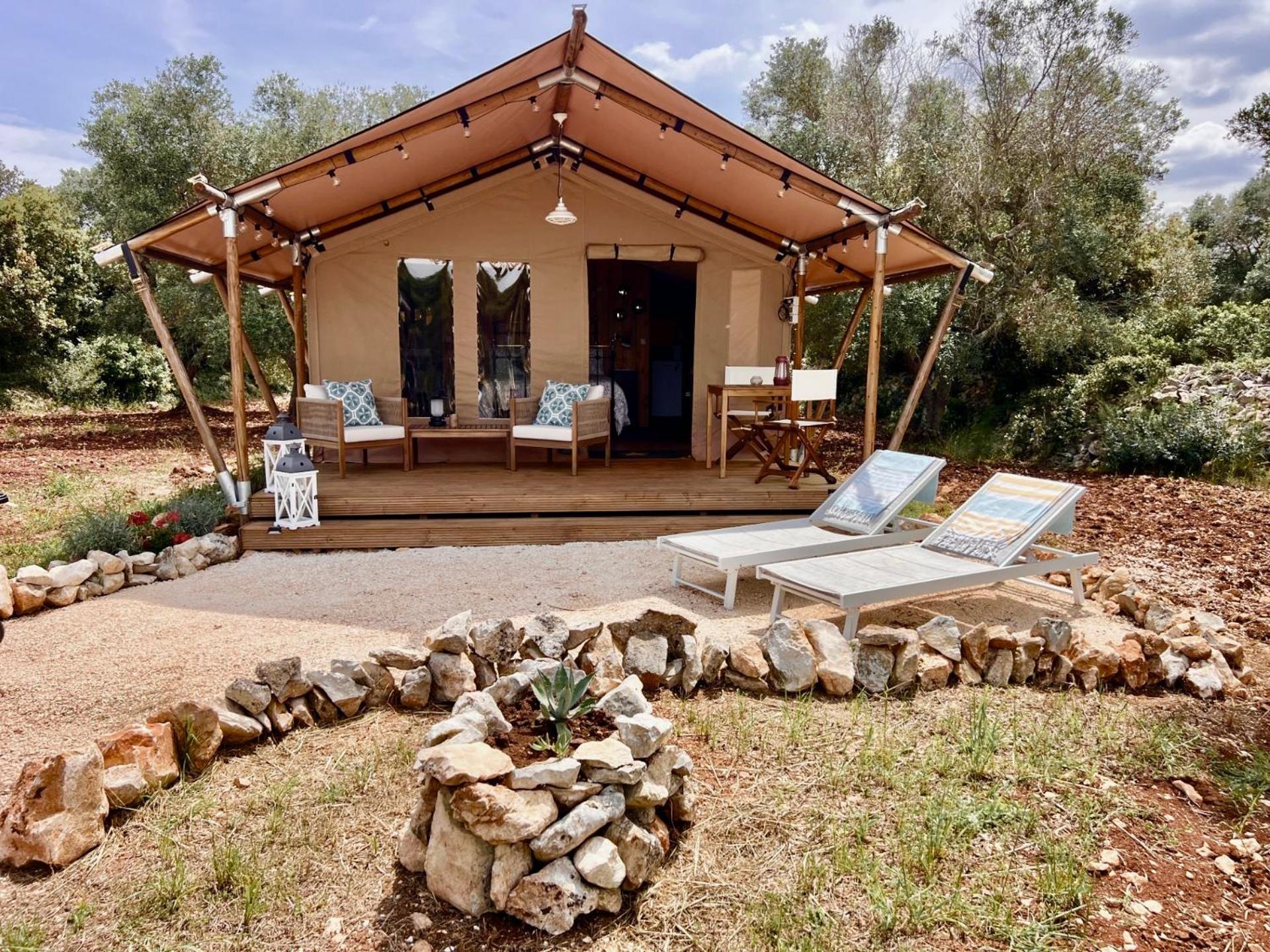 ホテル Domus Olea Glamping チェーリエ・メッサーピカ エクステリア 写真